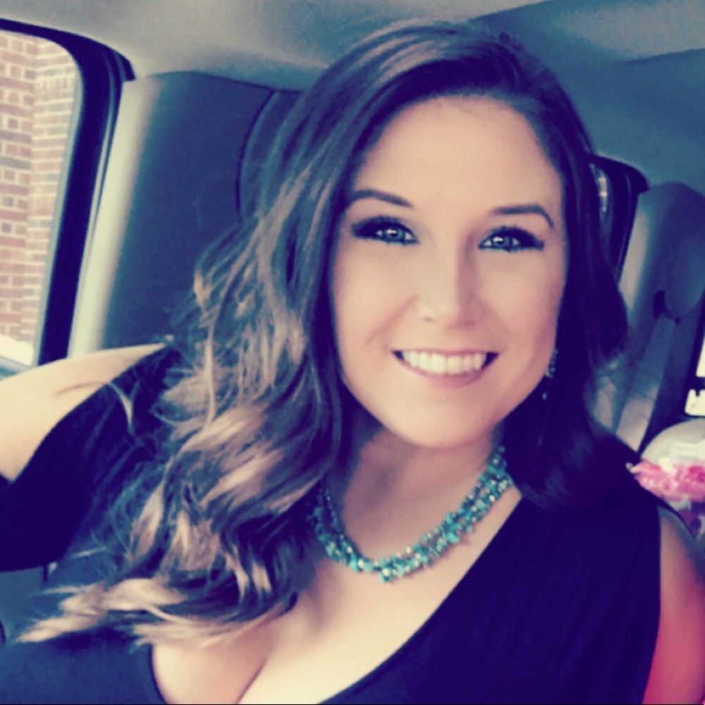 Meet your Posher, Whitney